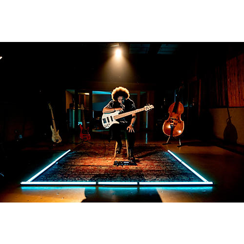 Zoom B6 Multi-Effects Processor for Bass Black