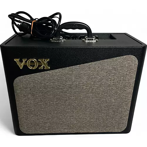 Used VOX AV15 COMBO Guitar Combo Amp