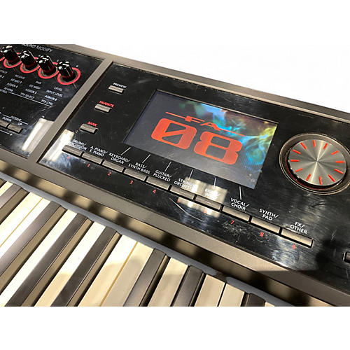 Used 2010s Roland FA08 Keyboard Workstation