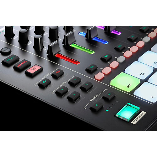 Roland MC-707 GROOVEBOX