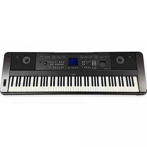 Used Yamaha DGX650 88 Key Portable Keyboard