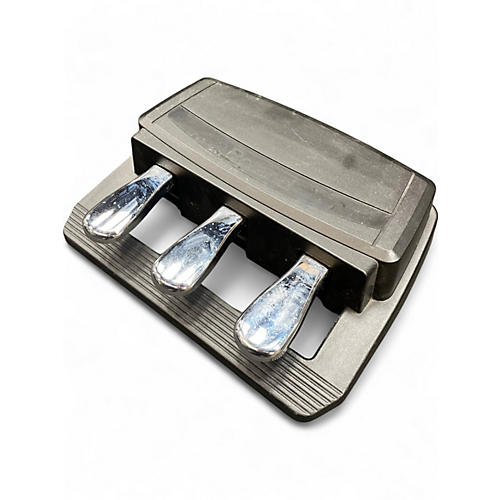 Used Roland Fantom 8 Keyboard Workstation