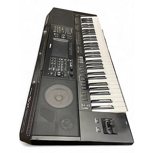 Used Yamaha PSRSX900 Keyboard Workstation