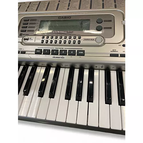 Used Casio WK3200 Portable Keyboard