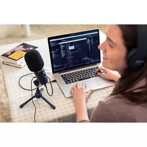 Zoom ZUM-2 USB Supercardiod Podcast Microphone