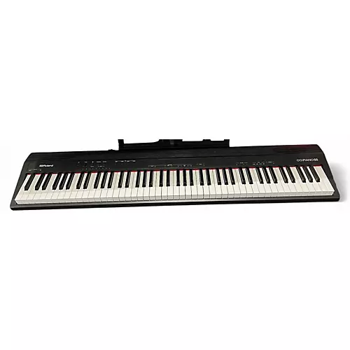 Used Roland R-C-CCM-GO-88-P Portable Keyboard