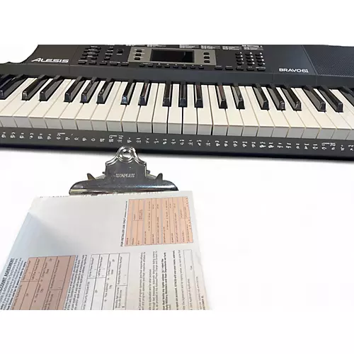 Used Alesis bravo 61 Digital Piano