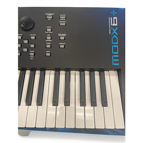 Used Yamaha modx6+ Keyboard Workstation