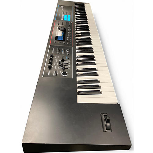Used Roland  JUNO DS76 Keyboard Workstation