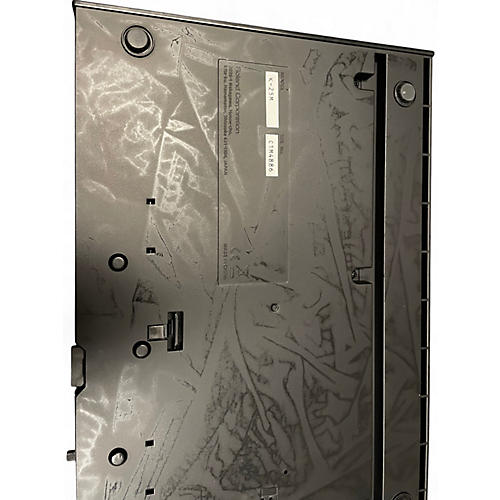 Used Roland ju06a Synthesizer