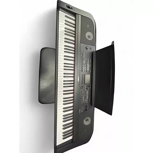 Used Yamaha DGX-670 Digital Piano
