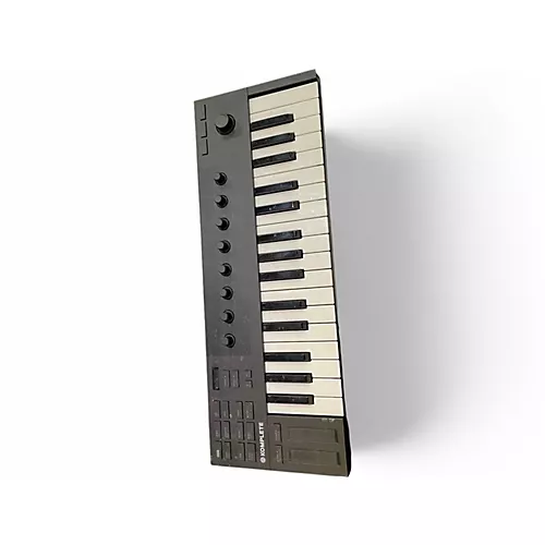 Used Native Instruments KOMPLETE KONTROL M32