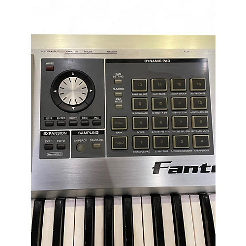 Used Roland Fantom G6 61 Key Keyboard Workstation