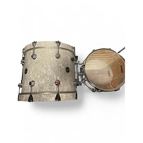 Used DW 2 Piece Performance Series White Marine Drum Kit White Marine