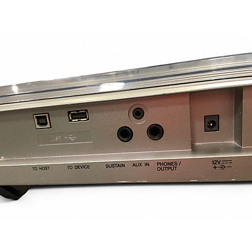 Used Yamaha PSRE443 Keyboard Workstation