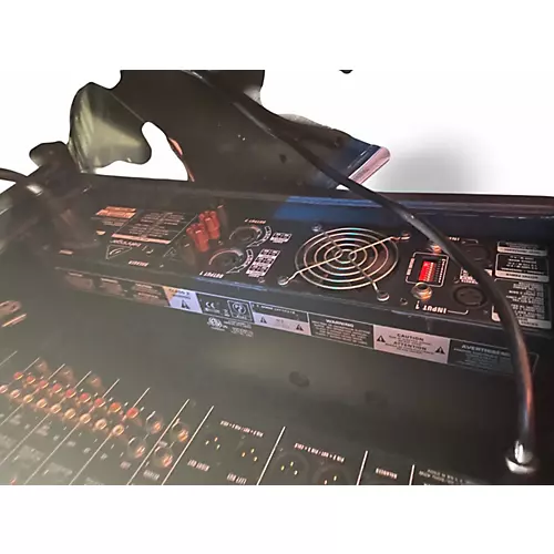 Used Behringer EP2000 Power Amp