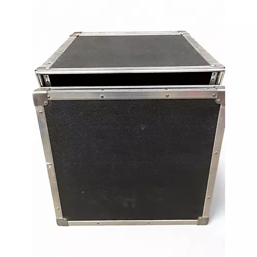 Used HYBRID 10 SPACE W/WHEELS Rackmount Case