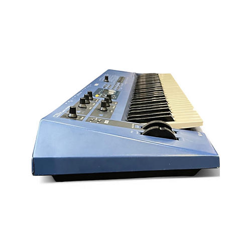 Used Yamaha cs1x Keyboard Workstation