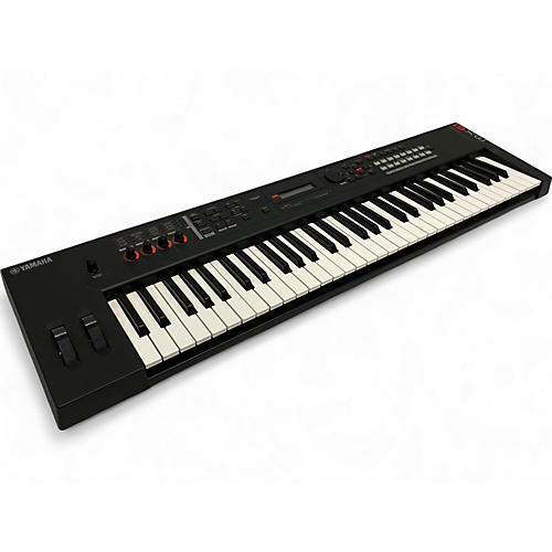 Used Yamaha MX61 61 Key Keyboard Workstation