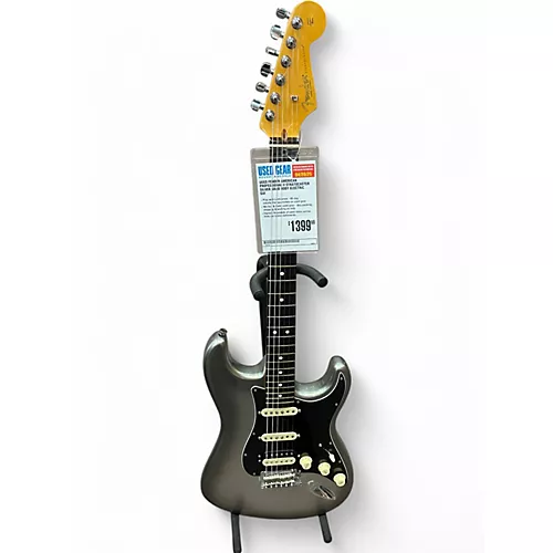 Used Fender American Professional II Stratocaster Silver Solid Body Electric Guitar Silver
