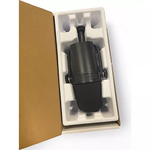 Used Shure MV7X Dynamic Microphone