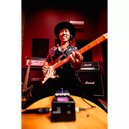 Zoom MS-80IR+ MultiStomp Pedal with Multi-Layer IR Technology Effects Pedal Black and Gold