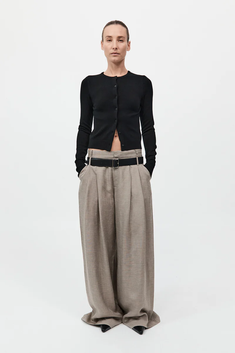 Classic Cardigan - Black