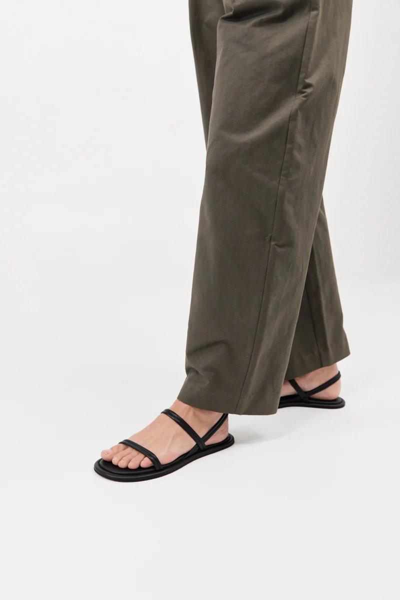 Fine Strap Sandal - Black