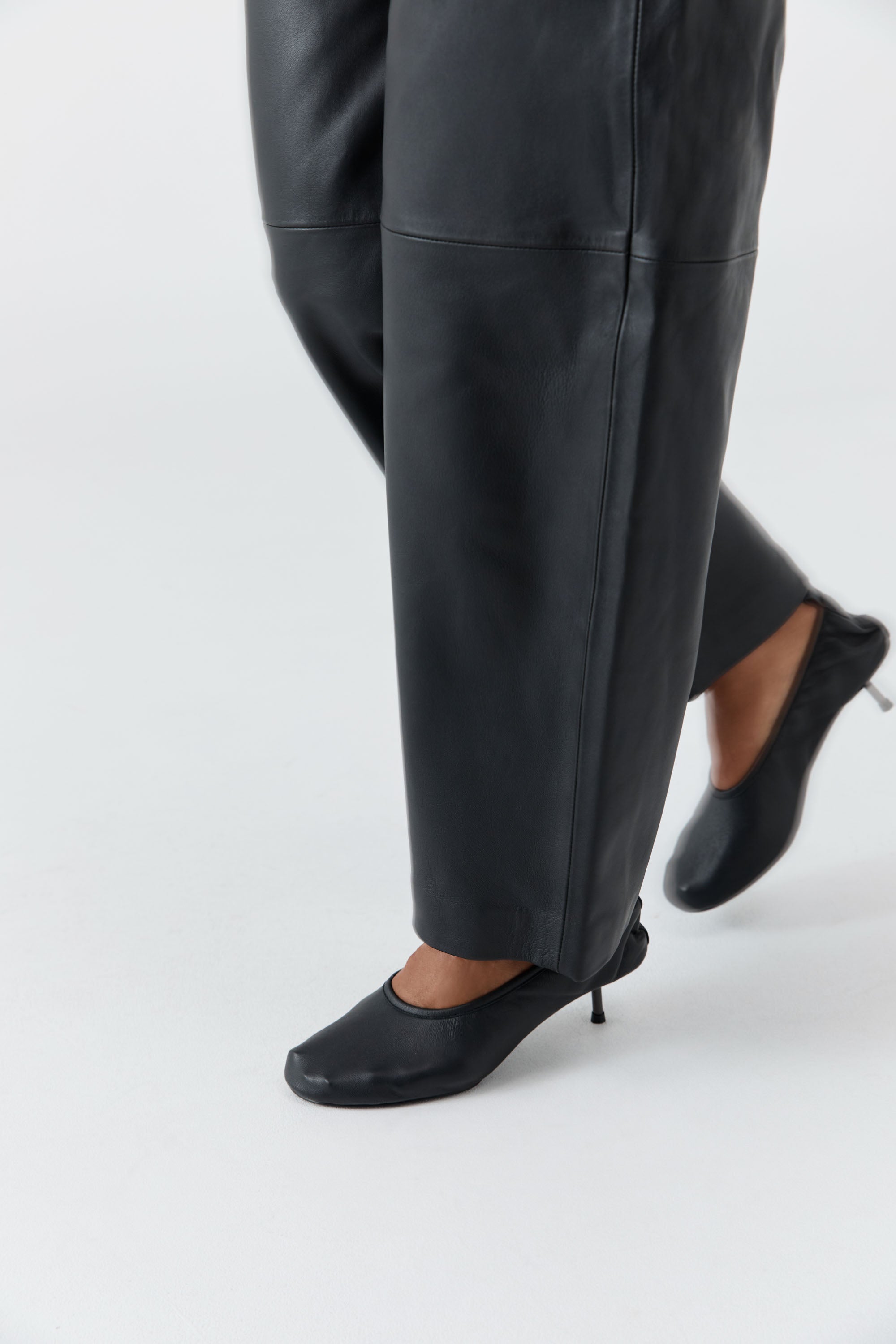 Classic Ballet Heel - Black