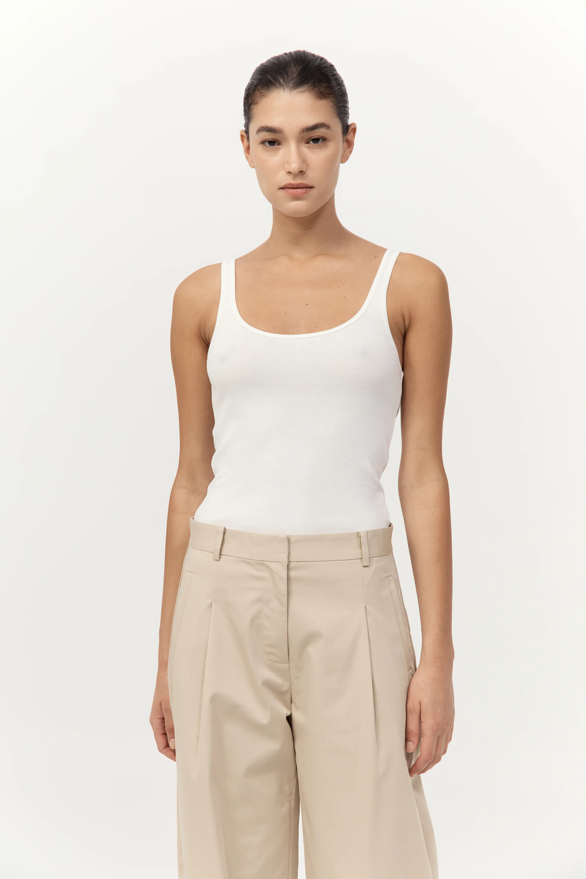 Organic Cotton Slim Scoop Tank - White
