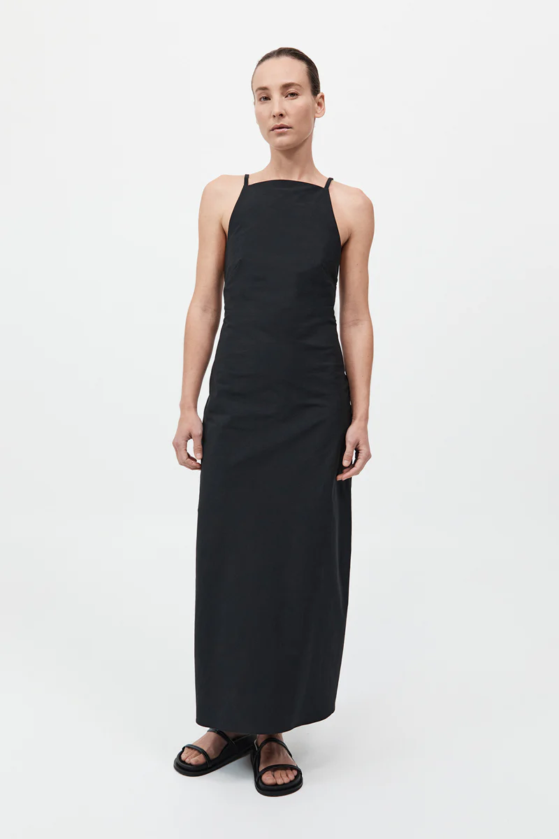 Minimal Bias Dress - Black