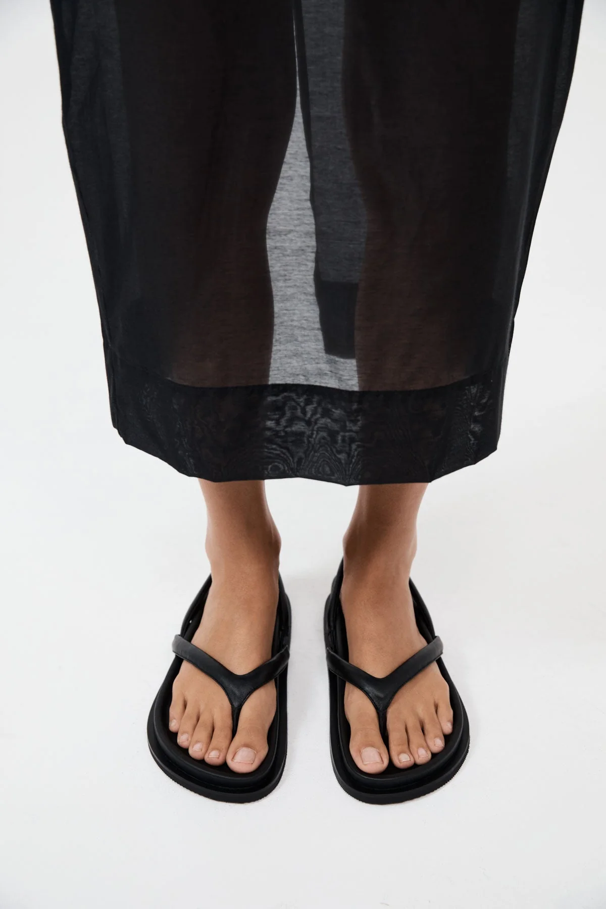 Sling Back Thong Sandal - Black