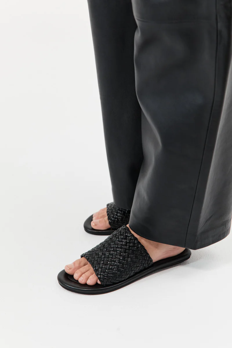 Woven Minimal Slide - Black