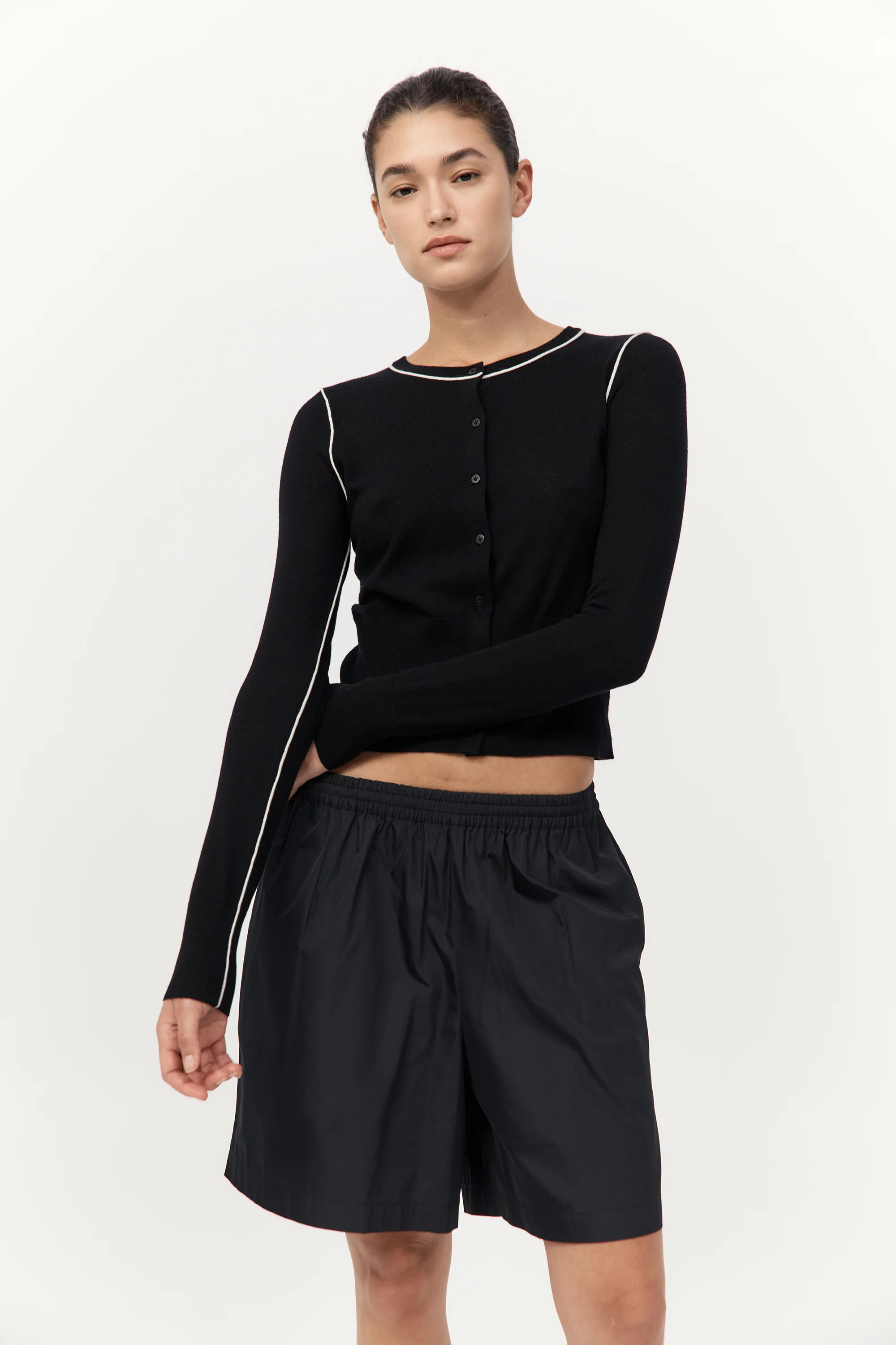 Paper Taffeta Short - Black / Black