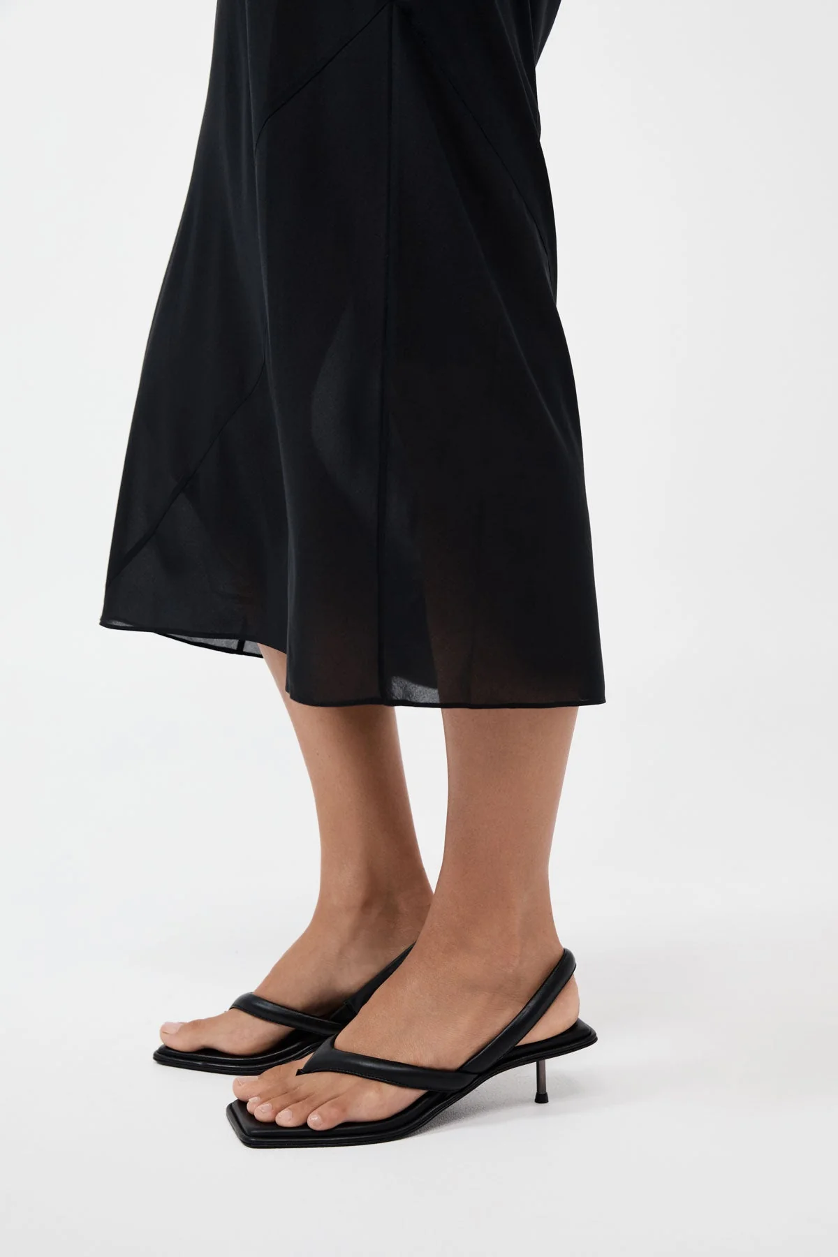 Sling Back Thong Heel - Black