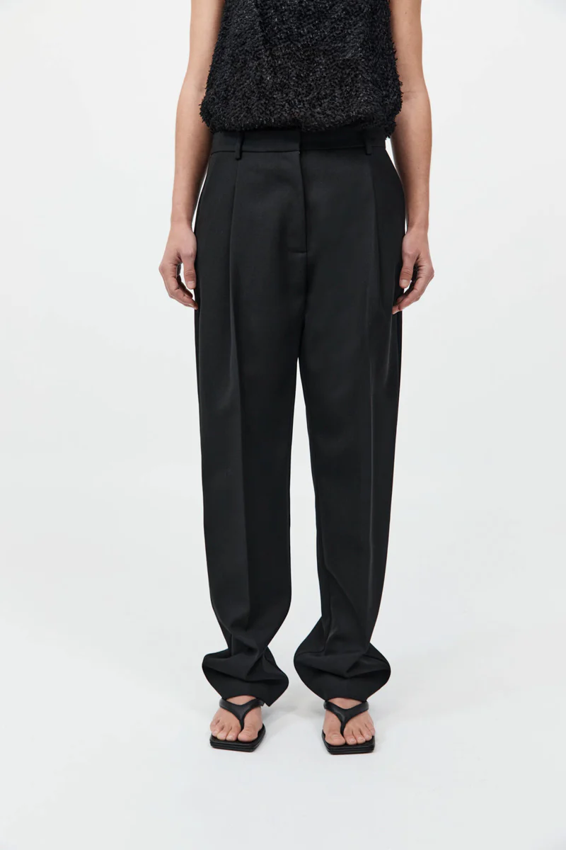 Tailored Pleat Pant - Black