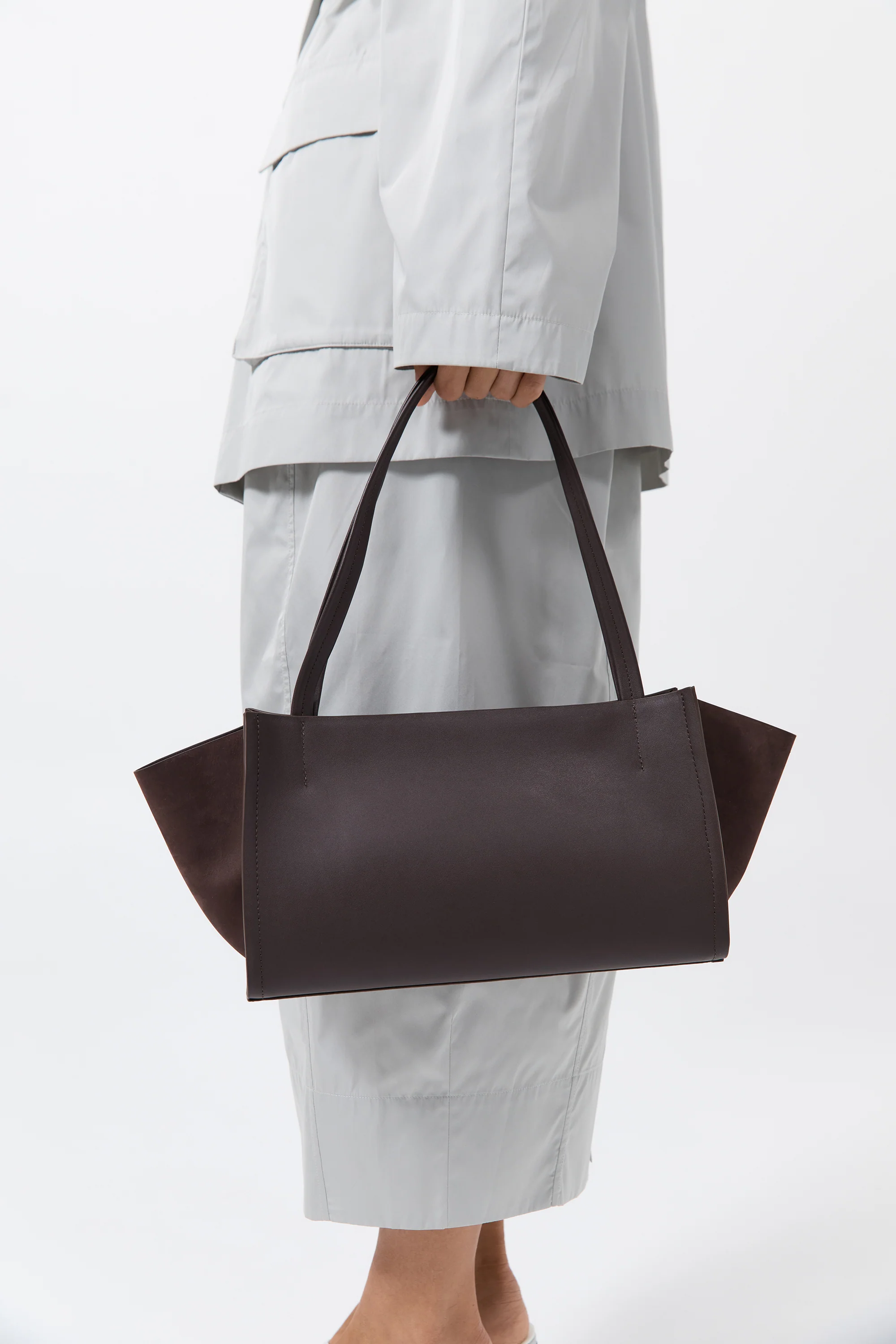 Slim Wonton Tote - Coffee