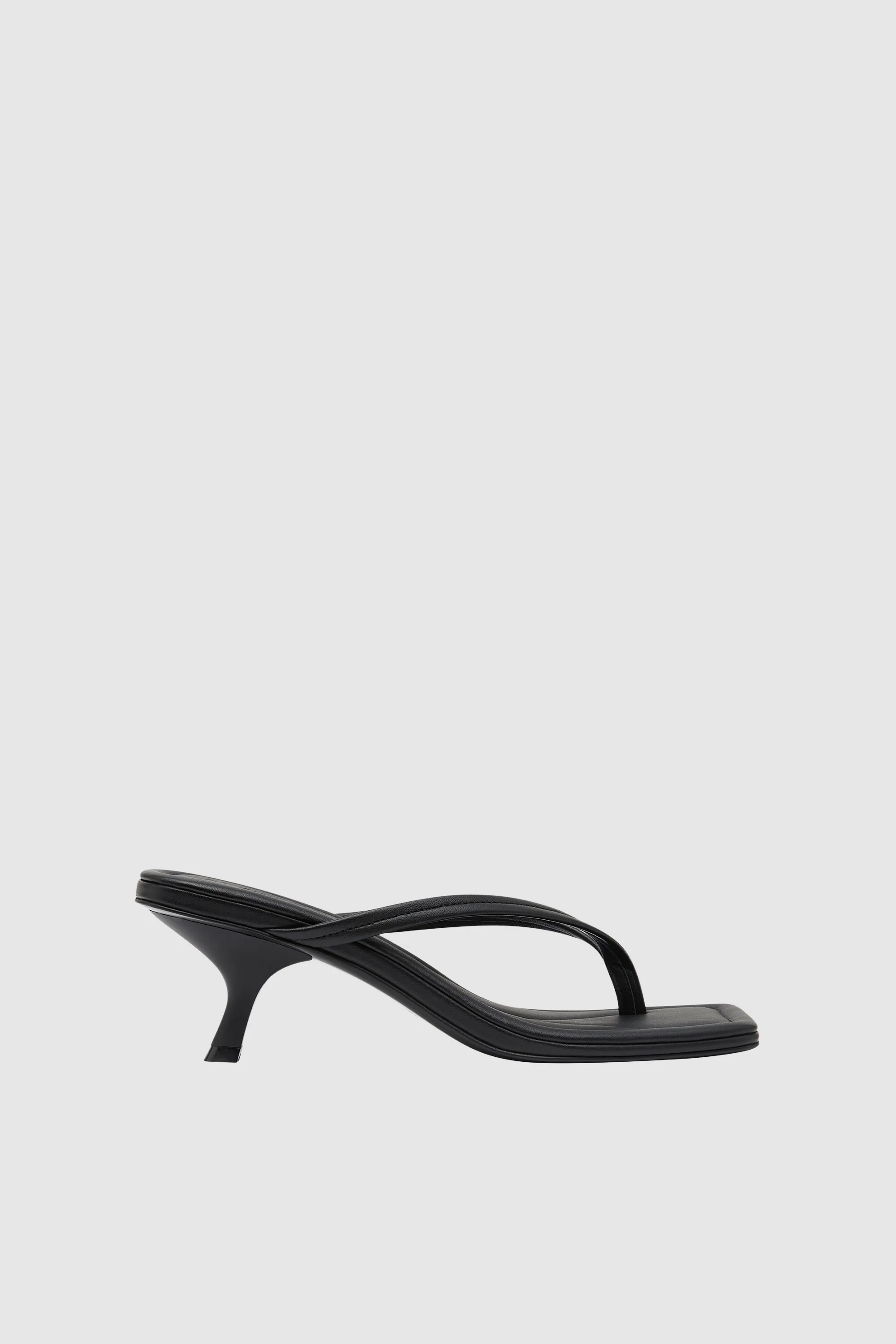 Thong Detail Heel - Black