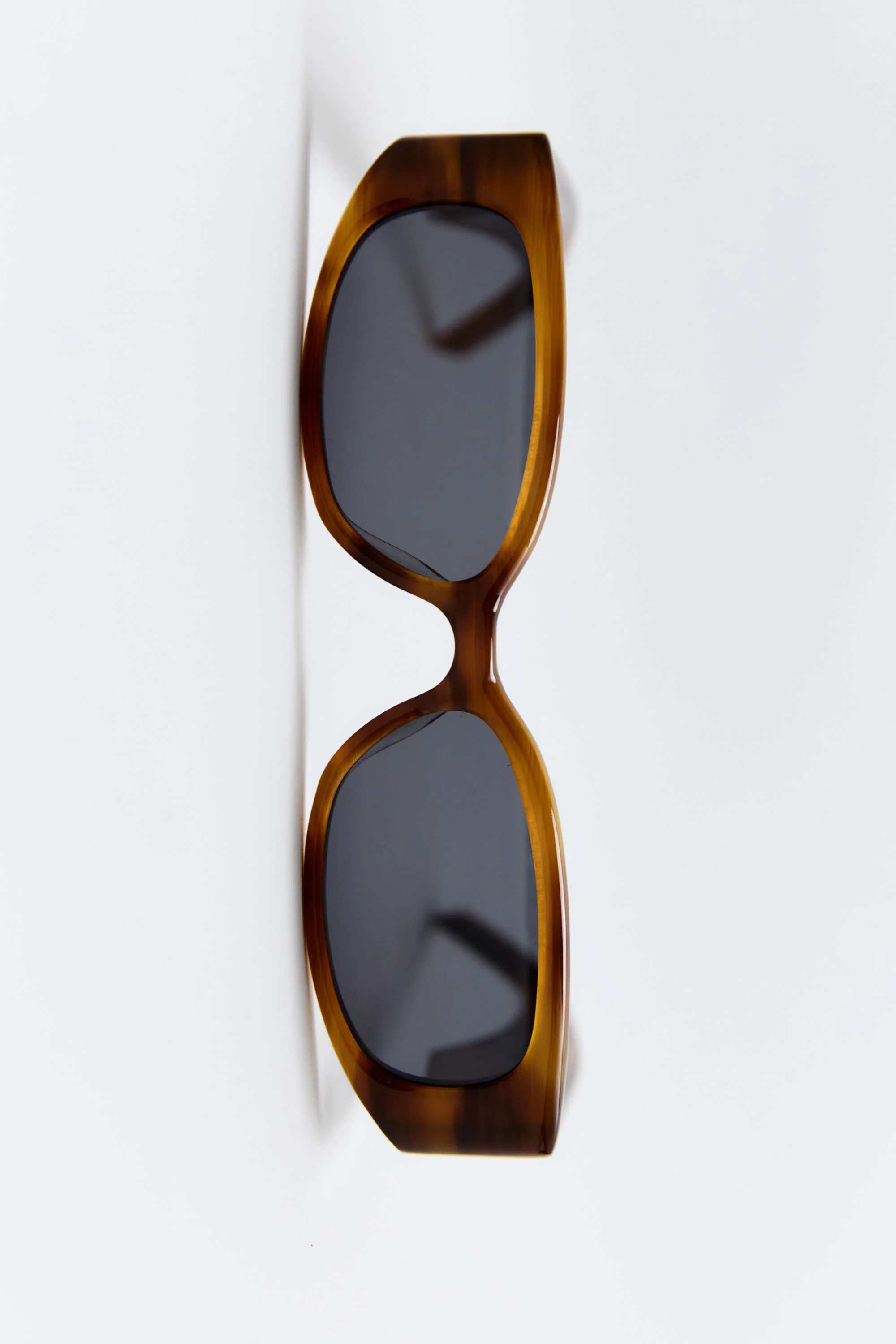 Clasico Sunglasses - Tortoiseshell/Grey
