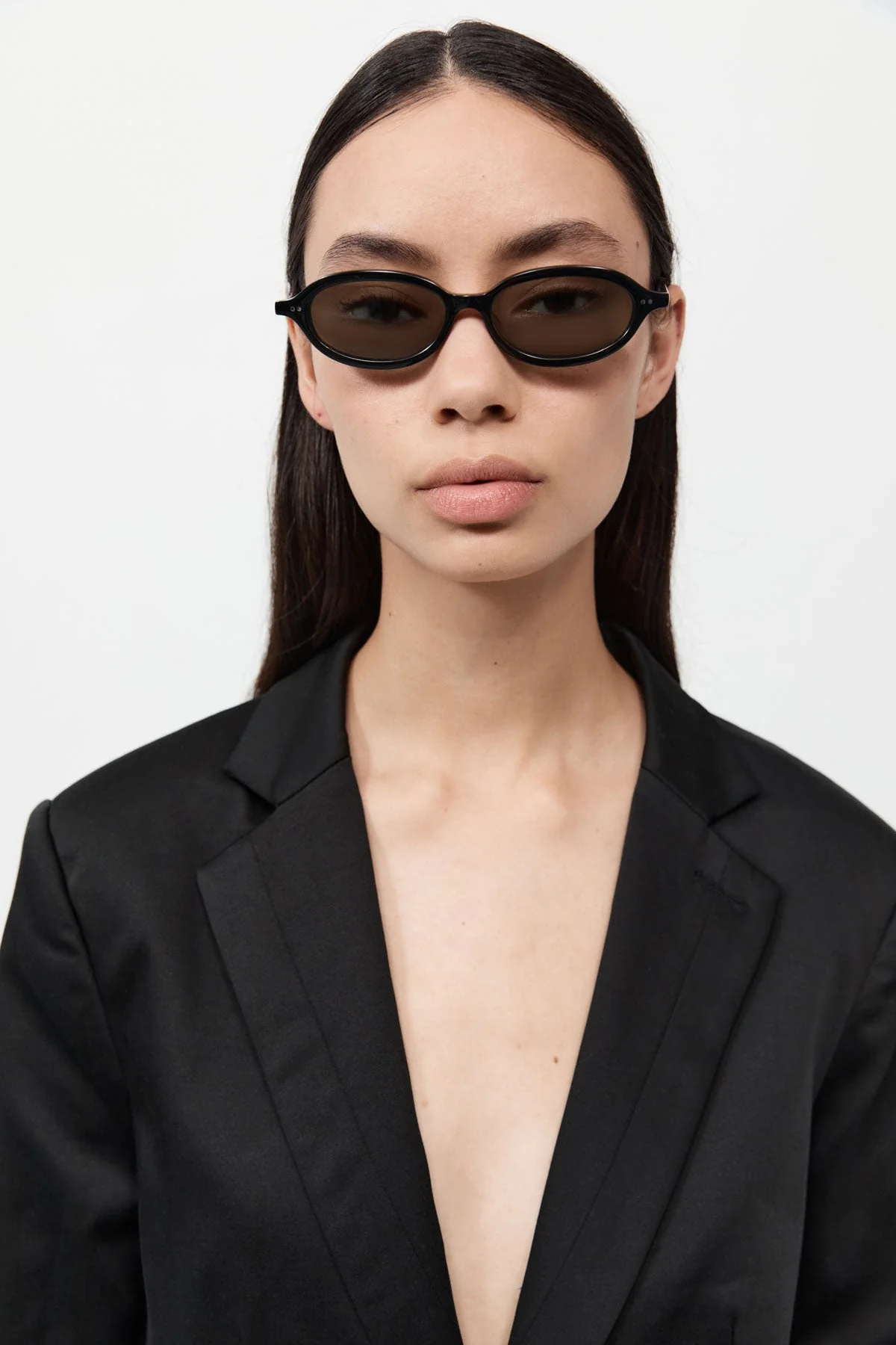 90s Slim Oval Sunglasses - Black