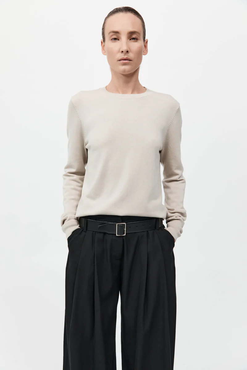 Classic Crew Neck Sweater - Creme