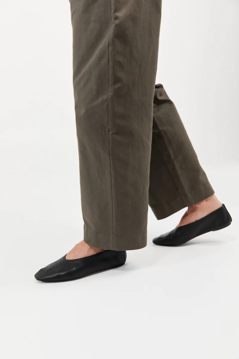 Soft Glove Ballet Flat - Black