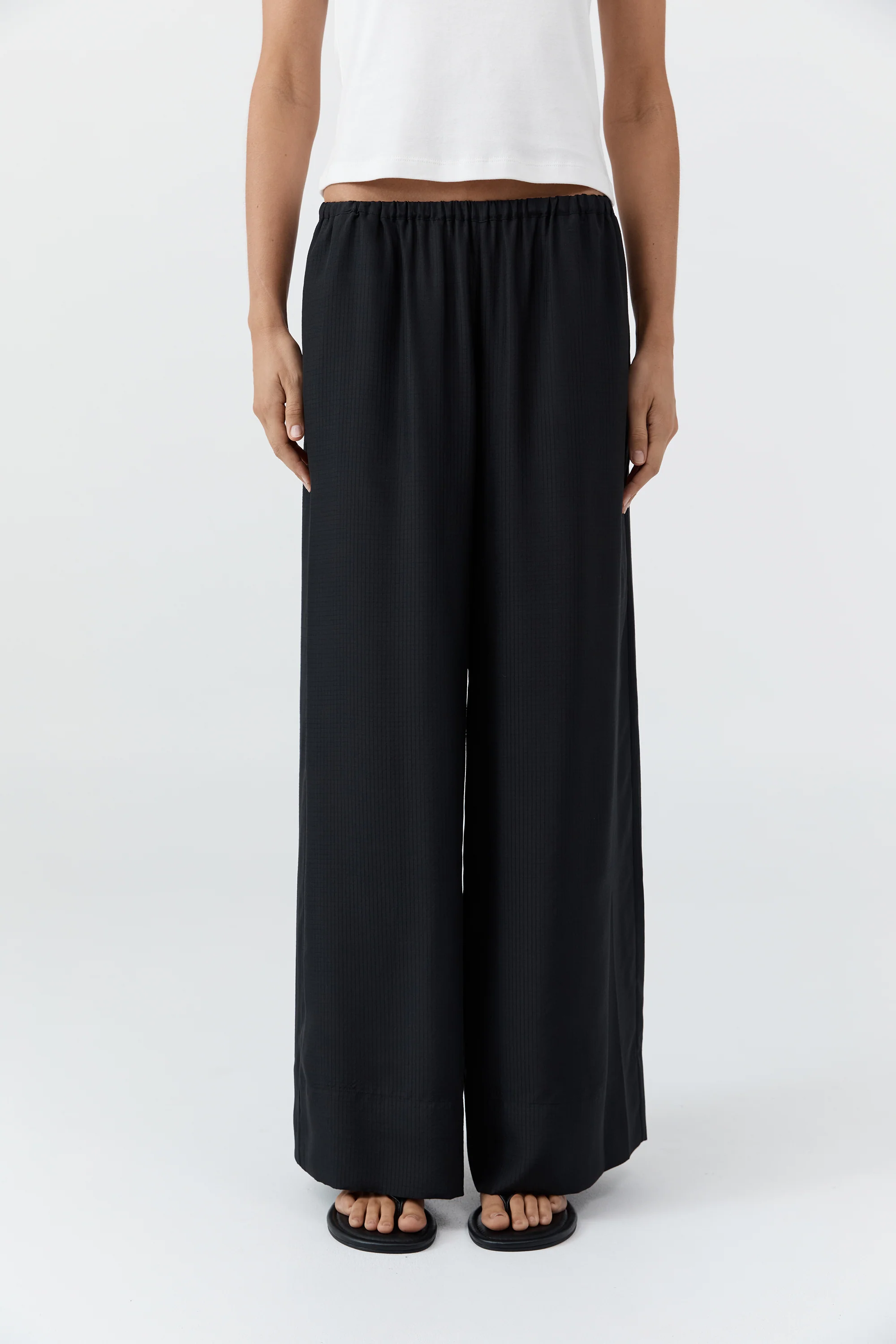 Silk Grid Relaxed Pants - Black