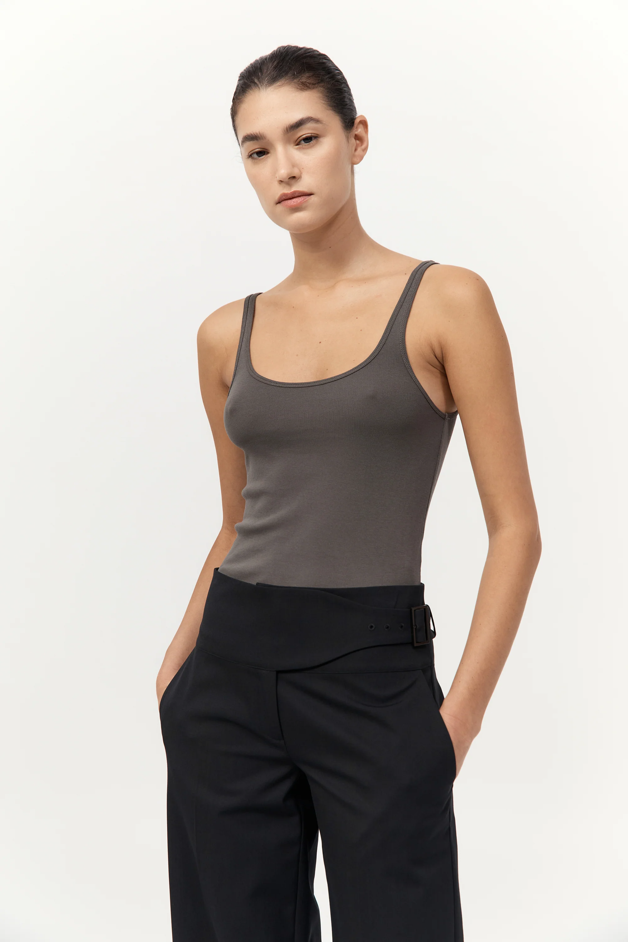 Organic Cotton Slim Scoop Tank - Khaki