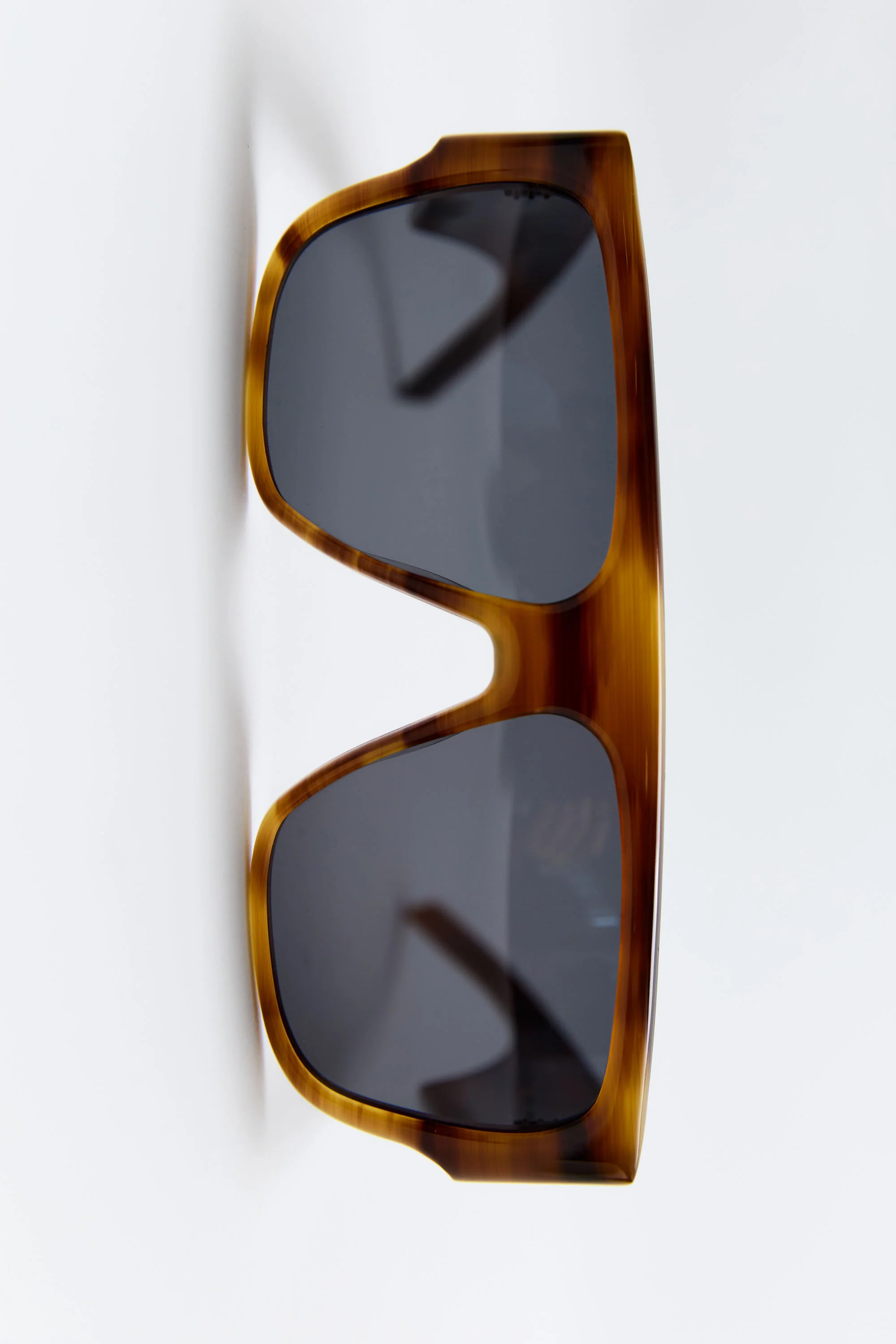Linea Oversized Sunglasses - Tortoiseshell/Grey
