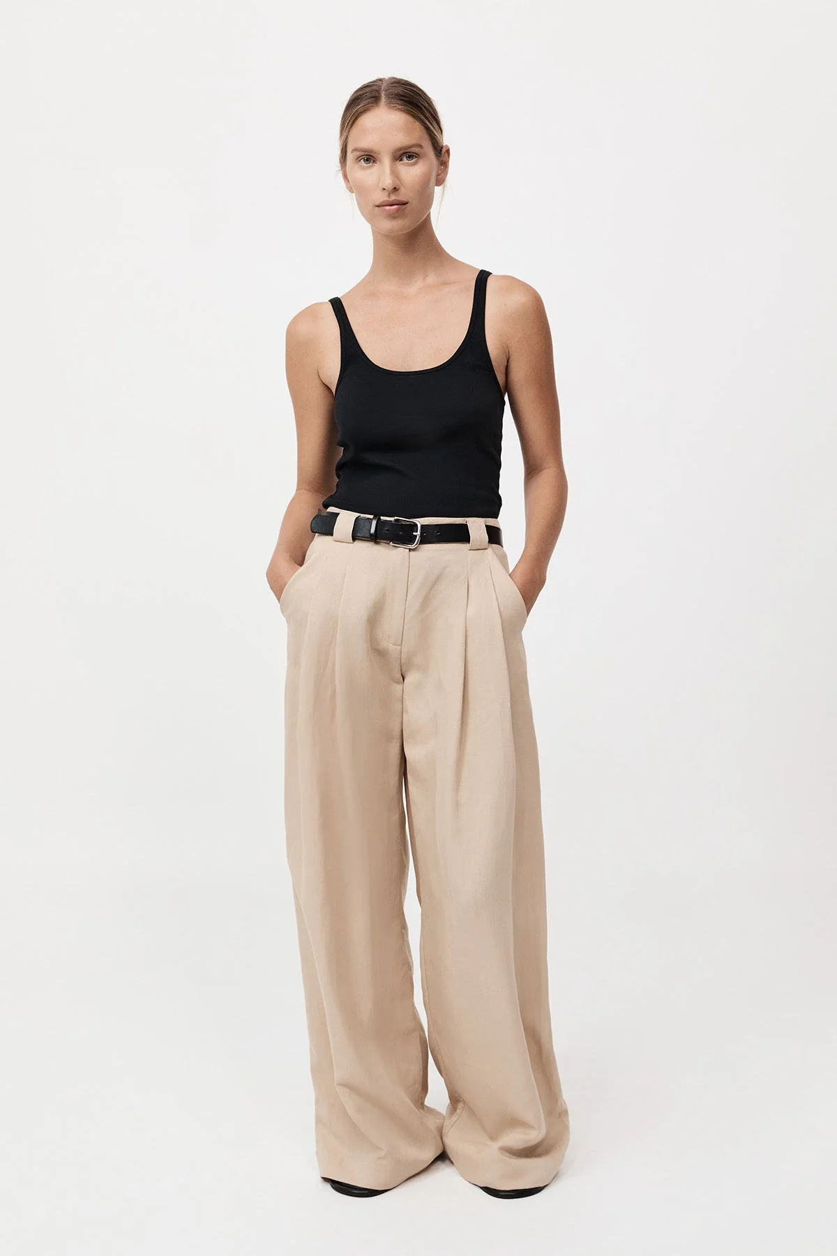 Wide Leg Pleat Pants - Dune