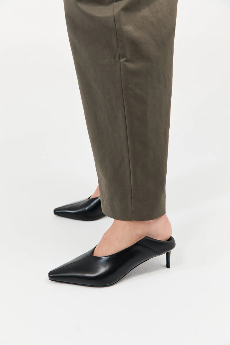 Classic Fold Heel - Black