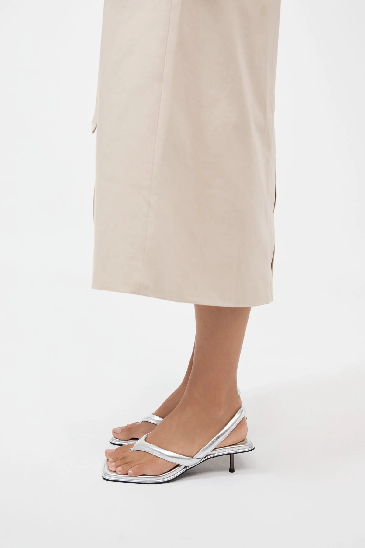 Sling Back Thong Heel - Silver