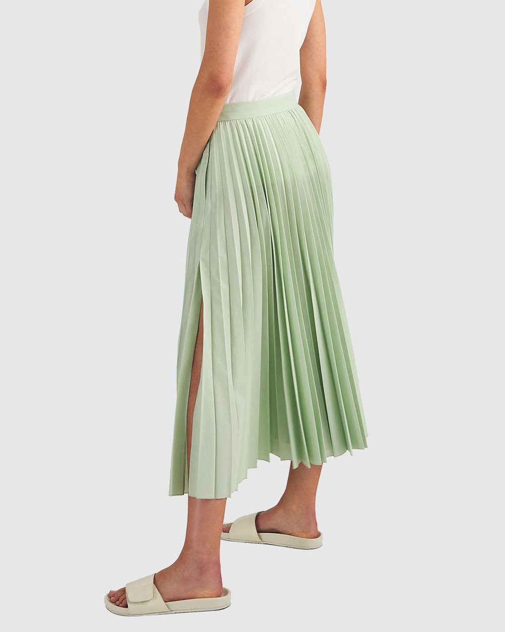 Pleat Skirt