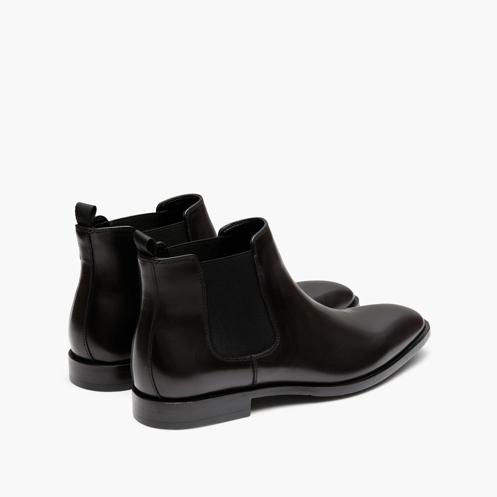 Artie Black Chelsea Boots
